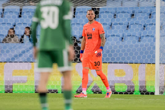 Goalkeeper Robin Olsen of Malmö FF looks dejected