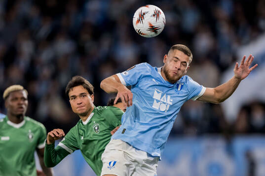Petar Stanic of Ludogorets and Gabriel Busanello of Malmö