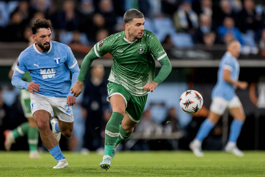 Sead Haksabanovic of Malmö FF and Edvin Kurtulus of