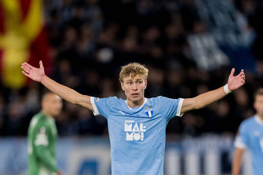 Hugo Bolin of Malmö FF reacts