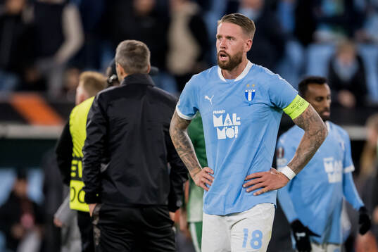Pontus Jansson of Malmö FF looks dejected