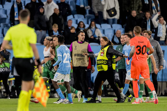 Caio Vidal of Ludogorets with Taha Ali, Colin Rösler, and