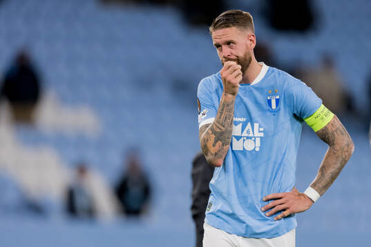 Pontus Jansson of Malmö FF looks dejected