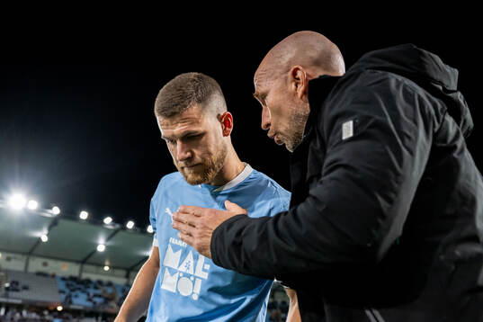 Gabriel Busanello and head coach Henrik Rydström of Malmö