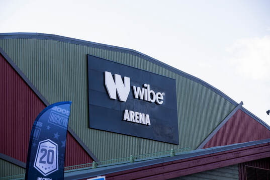 Wibe Arena innan ishockeymatchen i Hockeyallsvenskan mellan