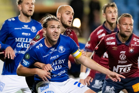 Örgrytes Amel Mujanic och Trelleborgs Charlie Weberg