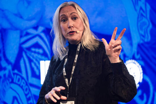 Helena Mueller, Grant Thornton