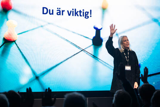 Helena Mueller, Grant Thornton