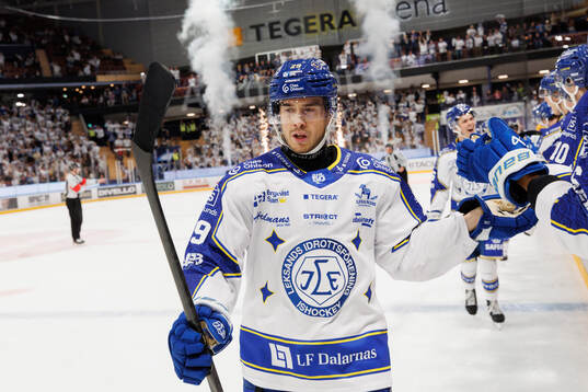Leksands Michael Lindqvist jublar