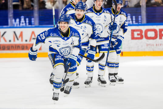 Leksands Michael Lindqvist jublar