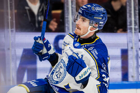 Leksands Peter Cehlarik jublar