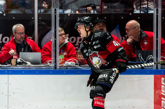 Malmö Redhawks Lauri Pajuniemi jublar