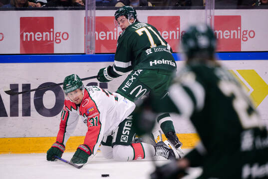 Frölundas Nicklas Lasu och Färjestads Viktor Lodin
