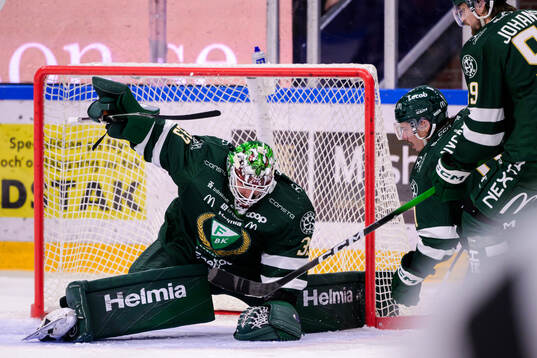 Färjestads målvakt Emil Larmi