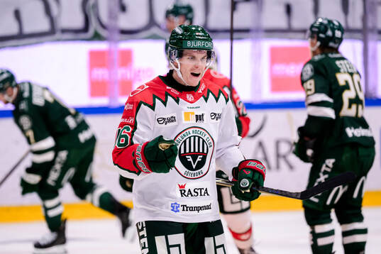 Frölundas Dominik Egli jublar