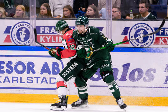 Frölundas Max Friberg och Färjestads Linus Johansson