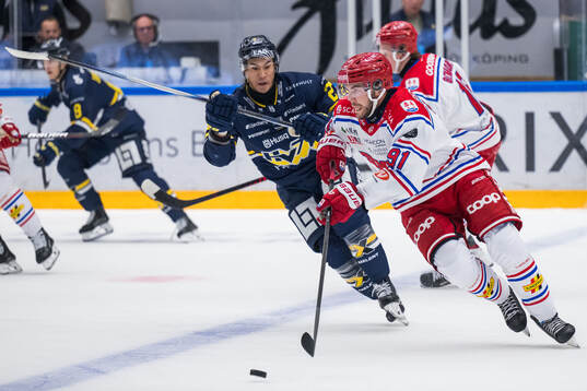 HV71s Jonathan Ang och Timrås Magnus Pääjärvi