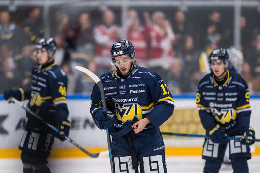 HV71s Isac Brännström deppar