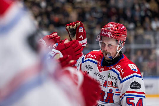 Timrås Jonathan Dahlén jublar