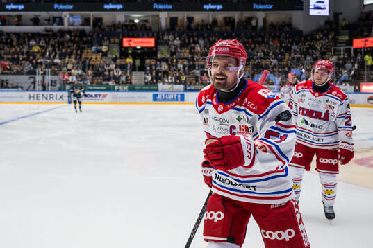 Timrås Anton Lander jublar