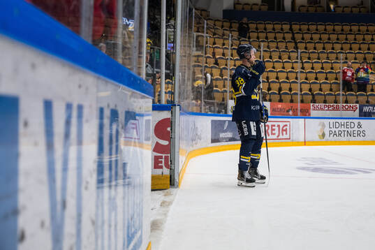 HV71s Olle Alsing deppar