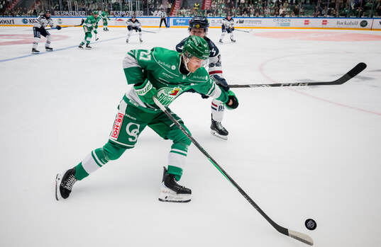 Rögles Linus Sjödin och Linköpings Rasmus Rissanen