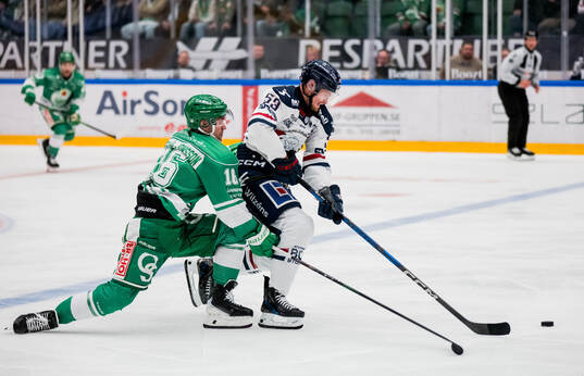 Rögles Lukas Ekeståhl-Jonsson och Linköpings Adam