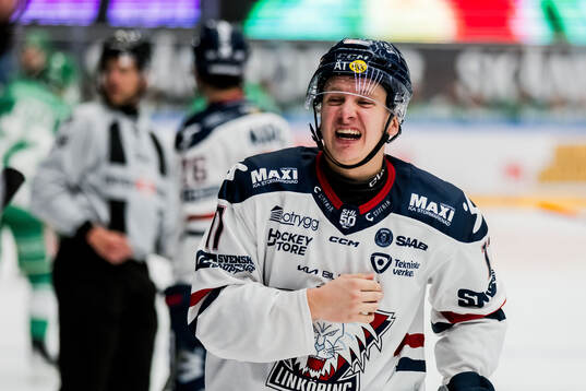 Linköpings Felix Öhrqvist har ont