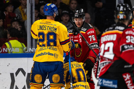 Luleås Anton Levtchi och Djurgårdens Jacob Josefson