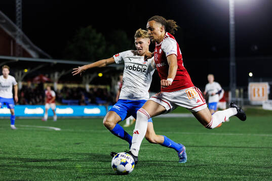 Helsingborgs Benjamin Örn och Sandvikens IFs Maill Lundgren