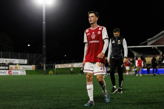 Sandvikens IFs Filip Olsson deppar