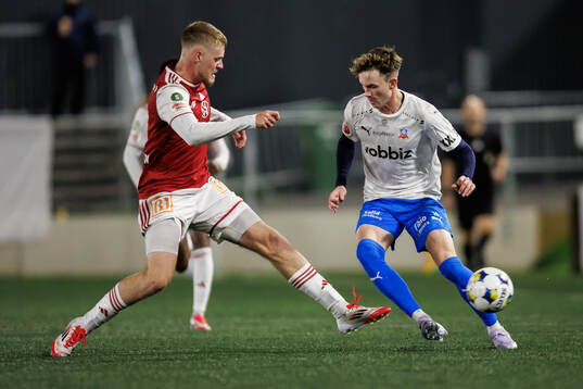 Sandvikens IFs Viggo van der Laan och Helsingborgs