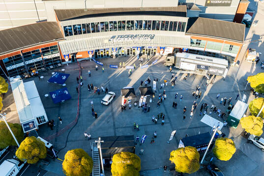 Arena torget framför Tegera Arena Impact Week innan