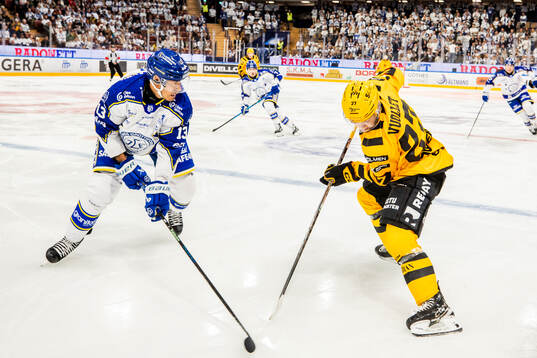 Leksands Jon Knuts och Skellefteås Oskar Vuollet
