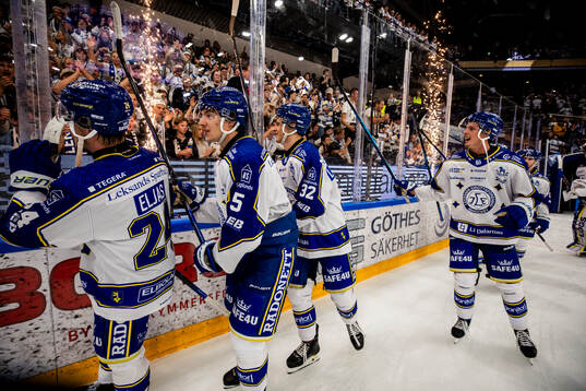Leksands spelarna jublar