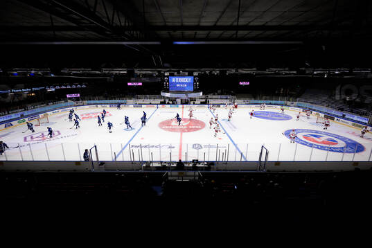 Karlskogas och Moras spelare
