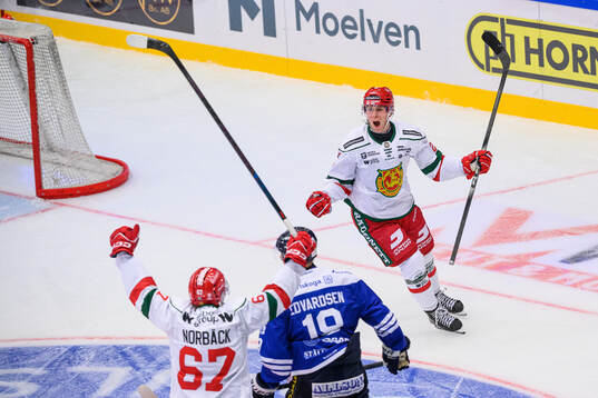 Moras Georg Weigelt och Jesper Norbäck jublar