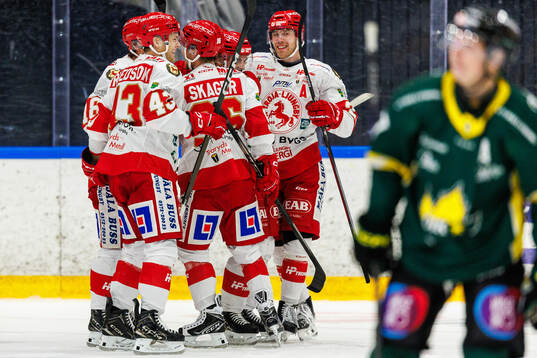 Troja/Ljungbys Jonathan Wikström jublar