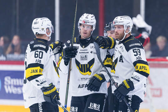 Västerås Carl Jakobsson jublar