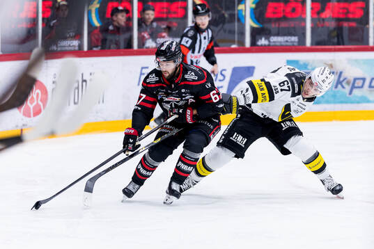 Bläddra bland fler bilder av Ishockey, Hockeyallsvenskan, Nybro - Västerås