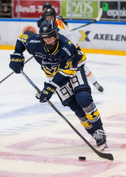 HV71s Emmi Rakkolainen