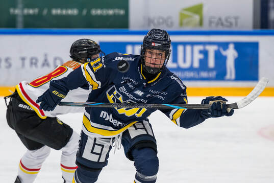 HV71s Alva Solberg