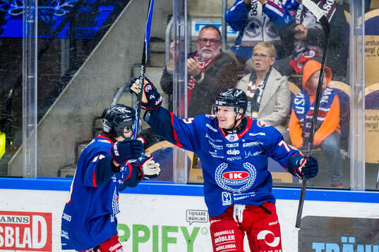 Oskarshamns Teemu Olavi Lepaus jublar