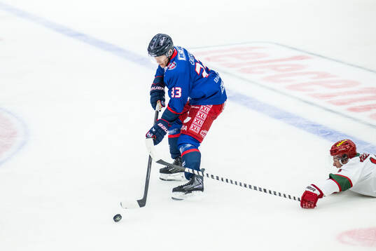 Oskarshamns Filiph Engsund och Modos Tyler Kelleher