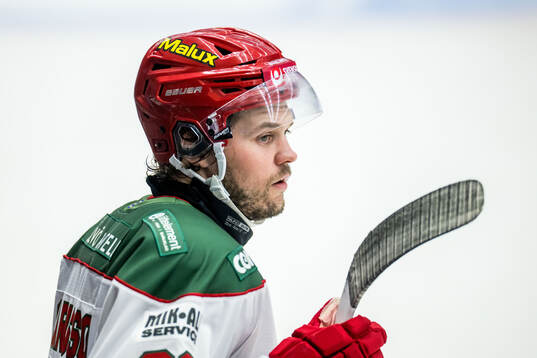 Modos Måns Carlsson deppar