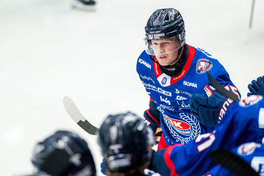 Oskarshamns Teemu Olavi Lepaus jublar