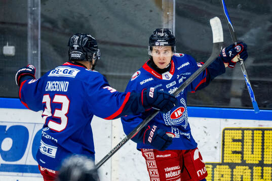 Oskarshamns Linus Nyman jublar