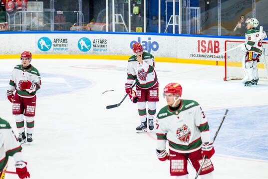 Modos Jacob Bjerselius och Viktor Persson deppar