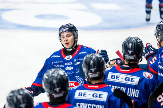 Oskarshamns Linus Nyman jublar