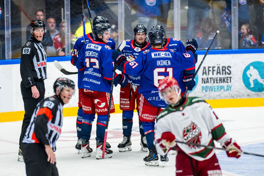 Oskarshamns Hampus Karlsson jublar